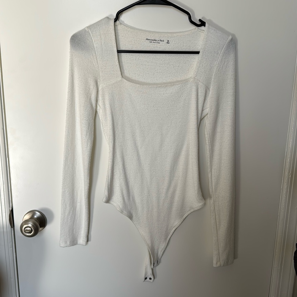 A&F - WHITE SWEATER BODYSUIT - XS